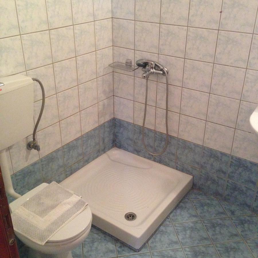 Hotel Akrogiali Korinós Extérieur photo
