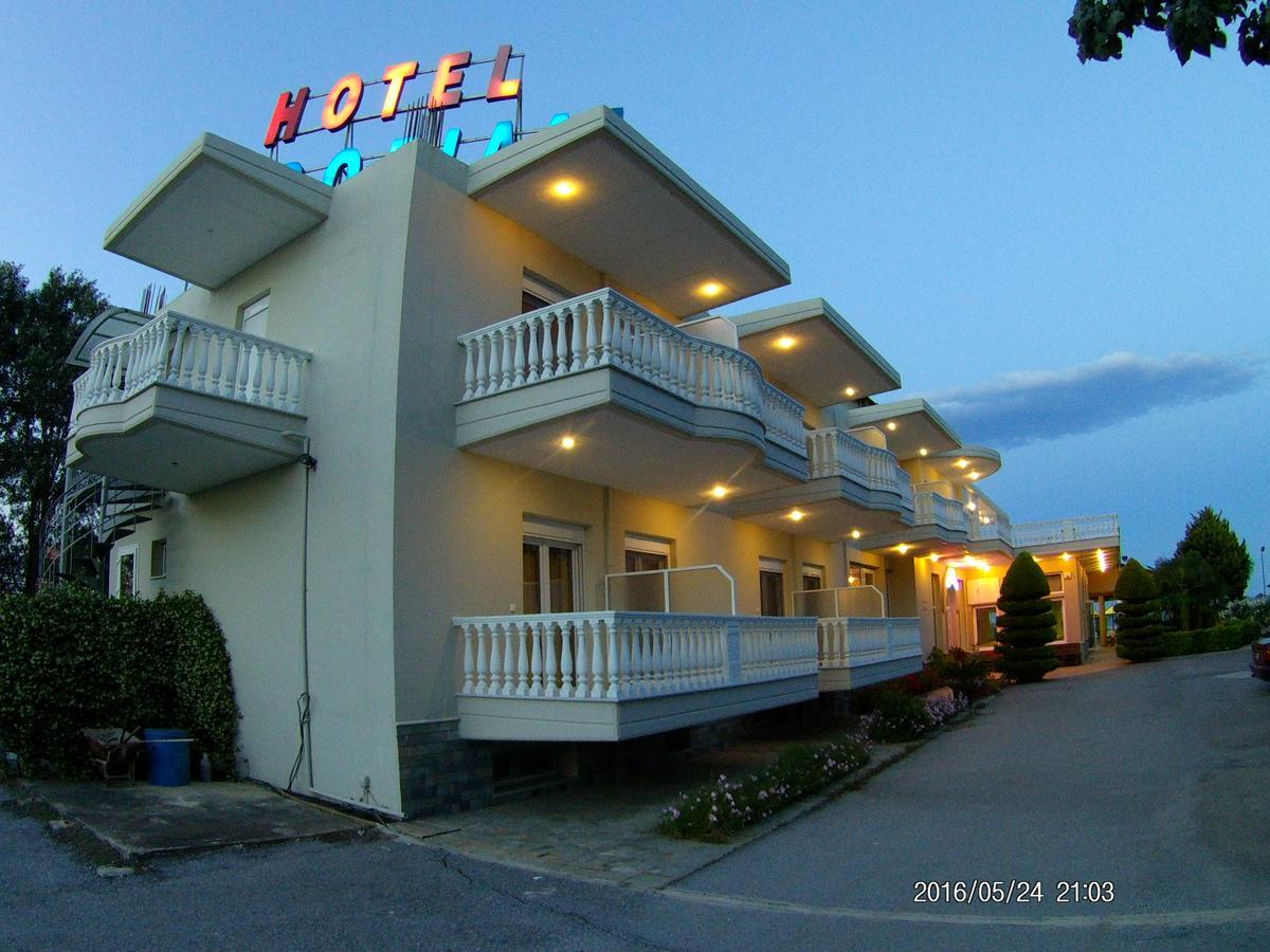 Hotel Akrogiali Korinós Extérieur photo