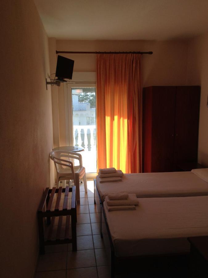 Hotel Akrogiali Korinós Extérieur photo